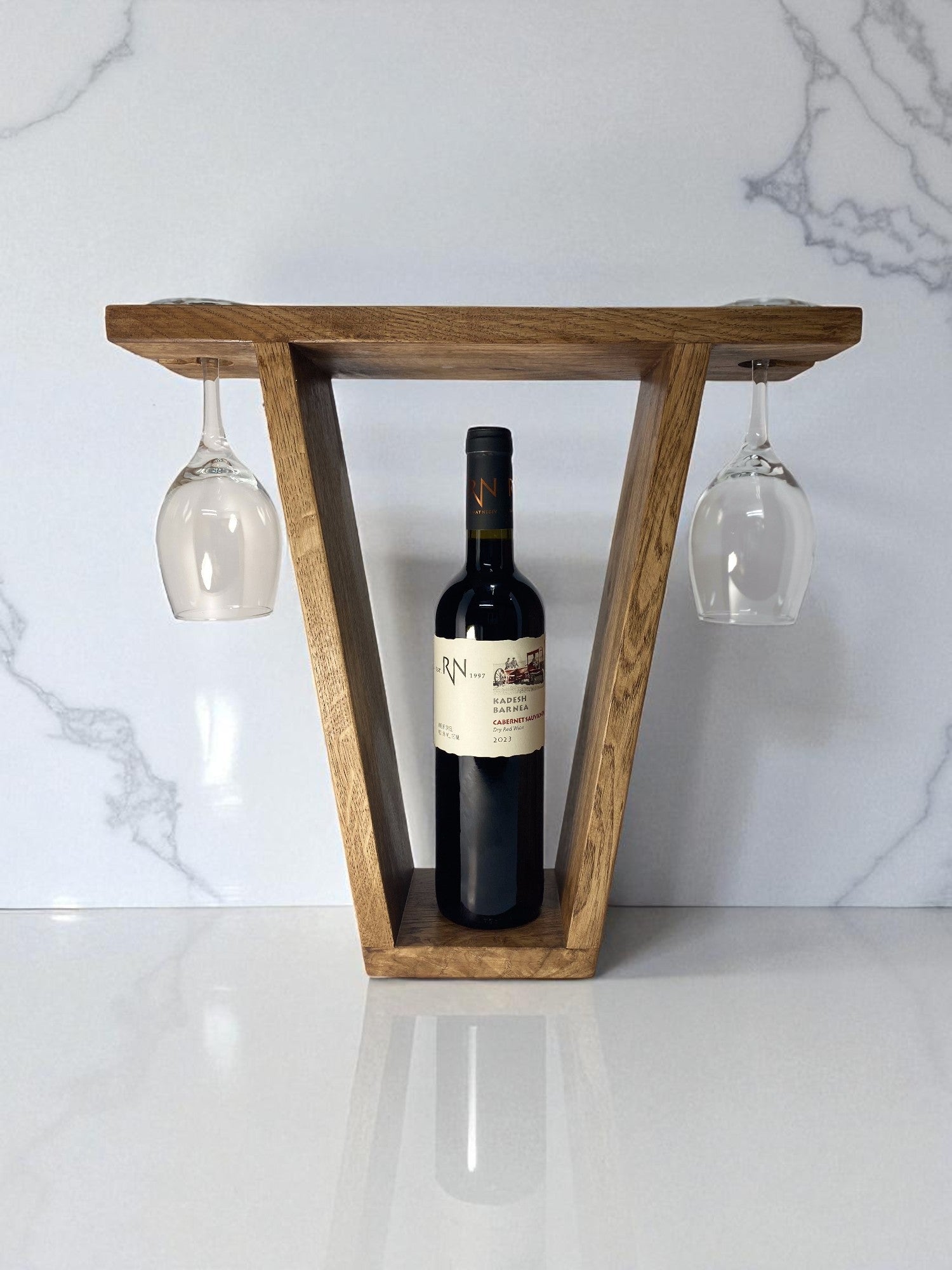 Wine Stand Duo – מעמד לבקבוק יין ו־2 כוסות